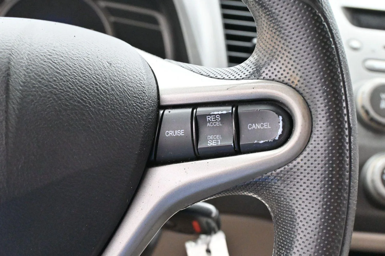 Used 2011 Tango Red Pearl Honda LX image 16