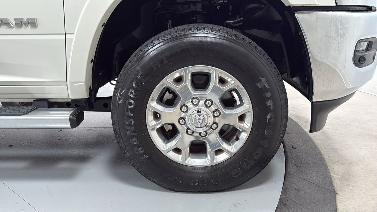 Used 2021 White Ram Laramie image 21