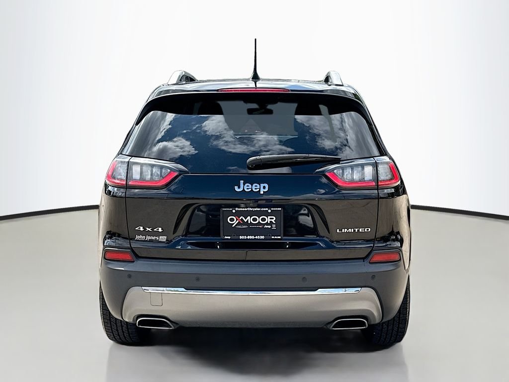 Used 2020 Diamond Black Crystal Pearlcoat Jeep Limited image 6