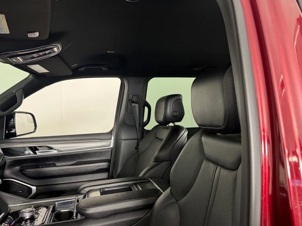 Used 2023 Red Jeep Series III image 24