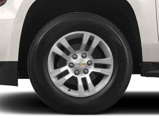 Used 2017 Iridescent Pearl Tricoat Chevrolet LT 1500 image 15