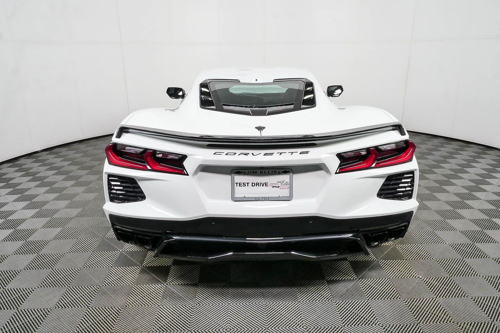 New 2027 Arctic White Chevrolet 1LT image 26