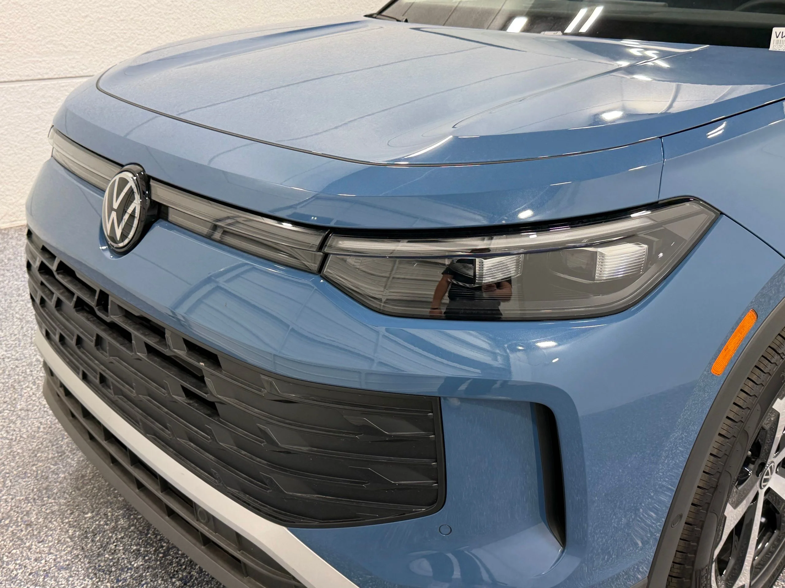 New 2026 Blue Volkswagen SE image 15