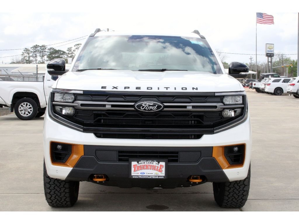 New 2026 Star White Metallic Tri-Coat Ford Tremor image 33