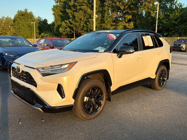 2024 Toyota RAV4 Hybrid XSE