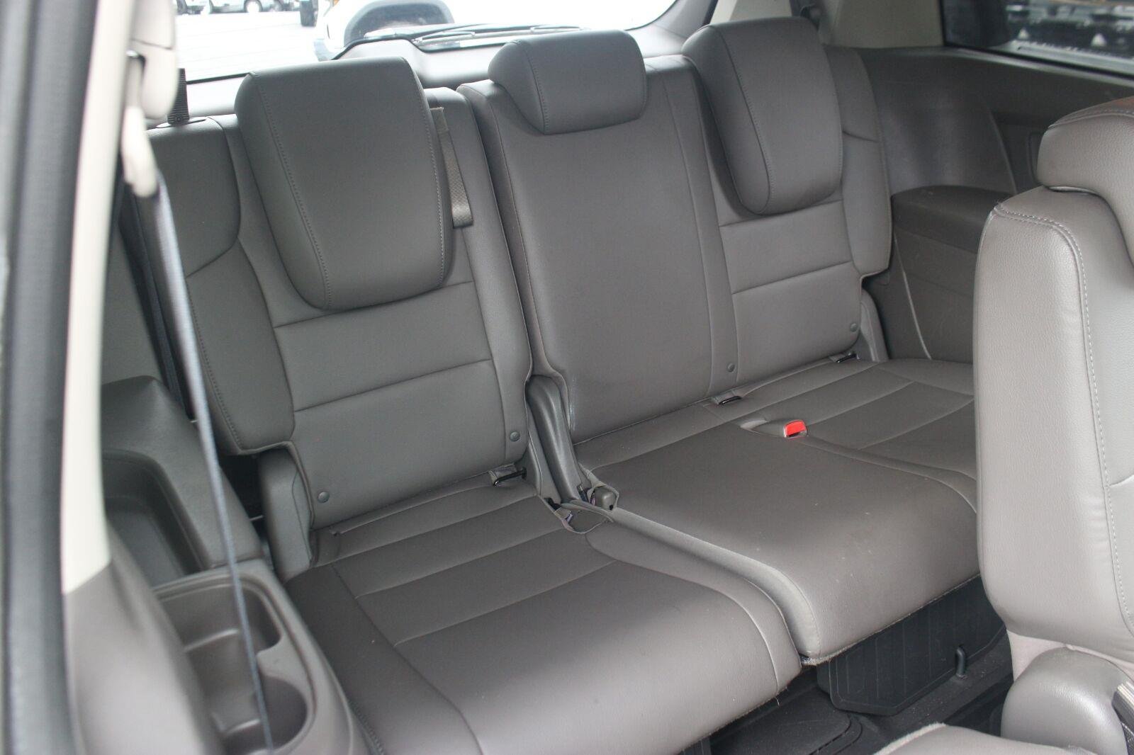 Used 2016  Honda EX-L image 41