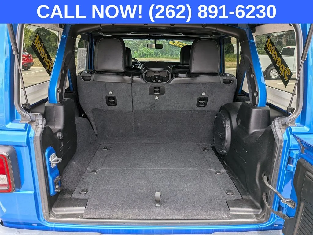 Used 2021 Blue Jeep Unlimited Sahara Altitude image 25