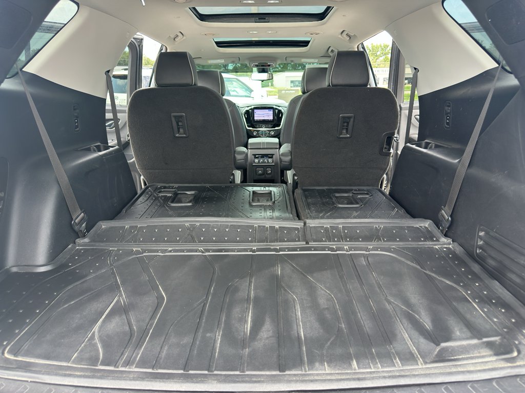 Used 2020 Satin Steel Metallic Chevrolet High Country image 37