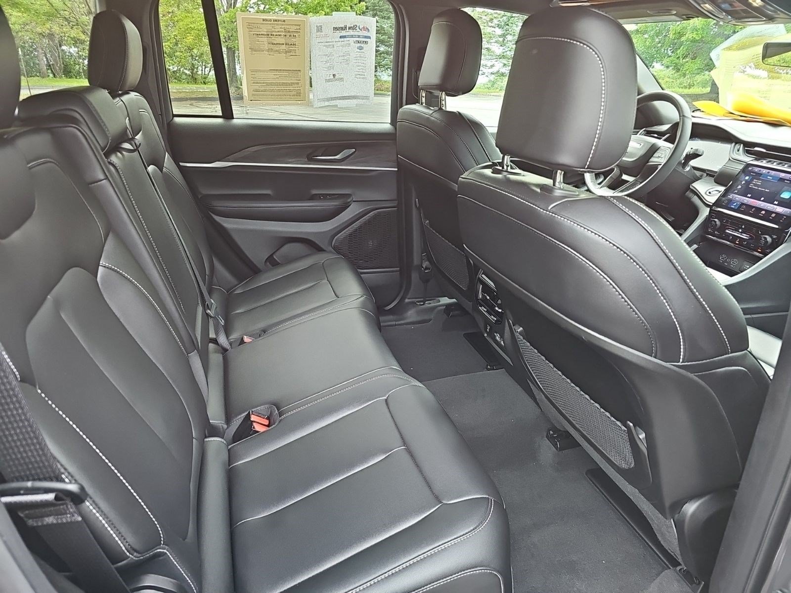 Certified Used 2025 Baltic Gray Metallic Clearcoat Jeep Limited image 14