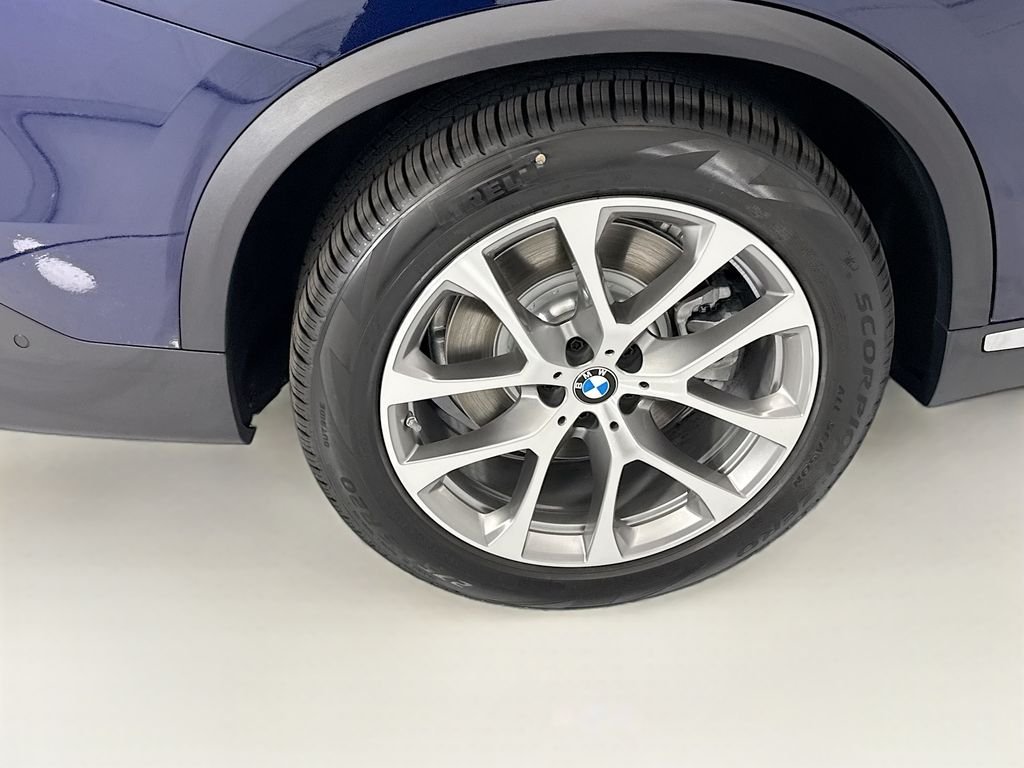 New 2026 Blue BMW xDrive50e image 32