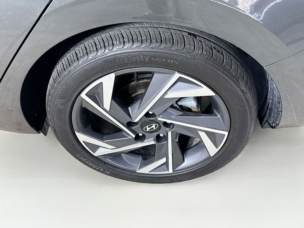 2025 Hyundai Elantra SEL - Photo 30