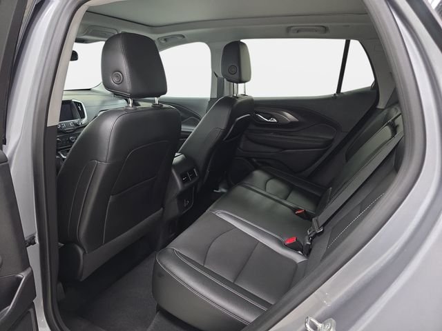Used 2023 Silver GMC SLT image 12