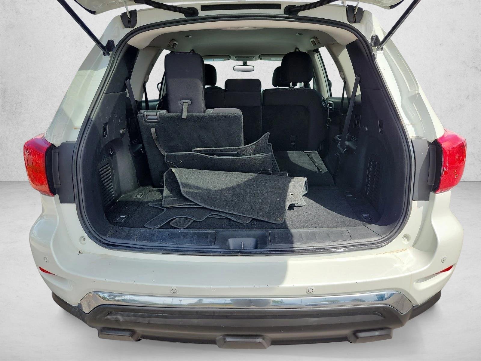 Used 2017 Pearl White Nissan SV image 23