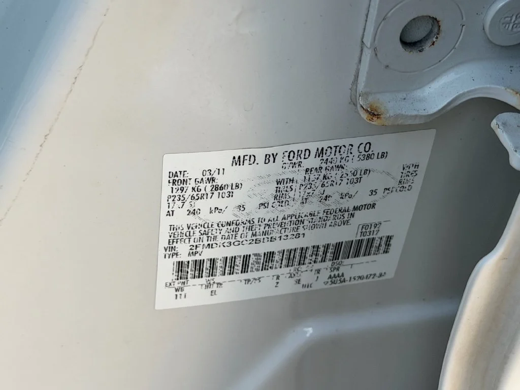 Used 2011 White Suede Ford SE image 18
