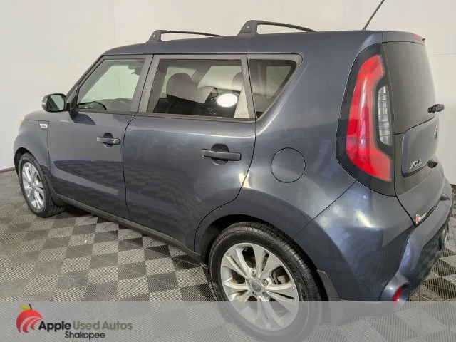 Used 2016 Blue Kia Exclaim image 4