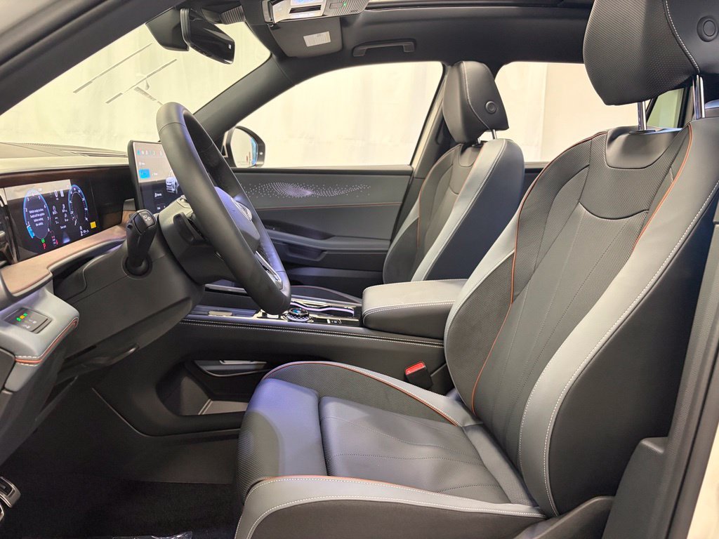 New 2027 Sandstone Volkswagen 2.0T SEL image 16