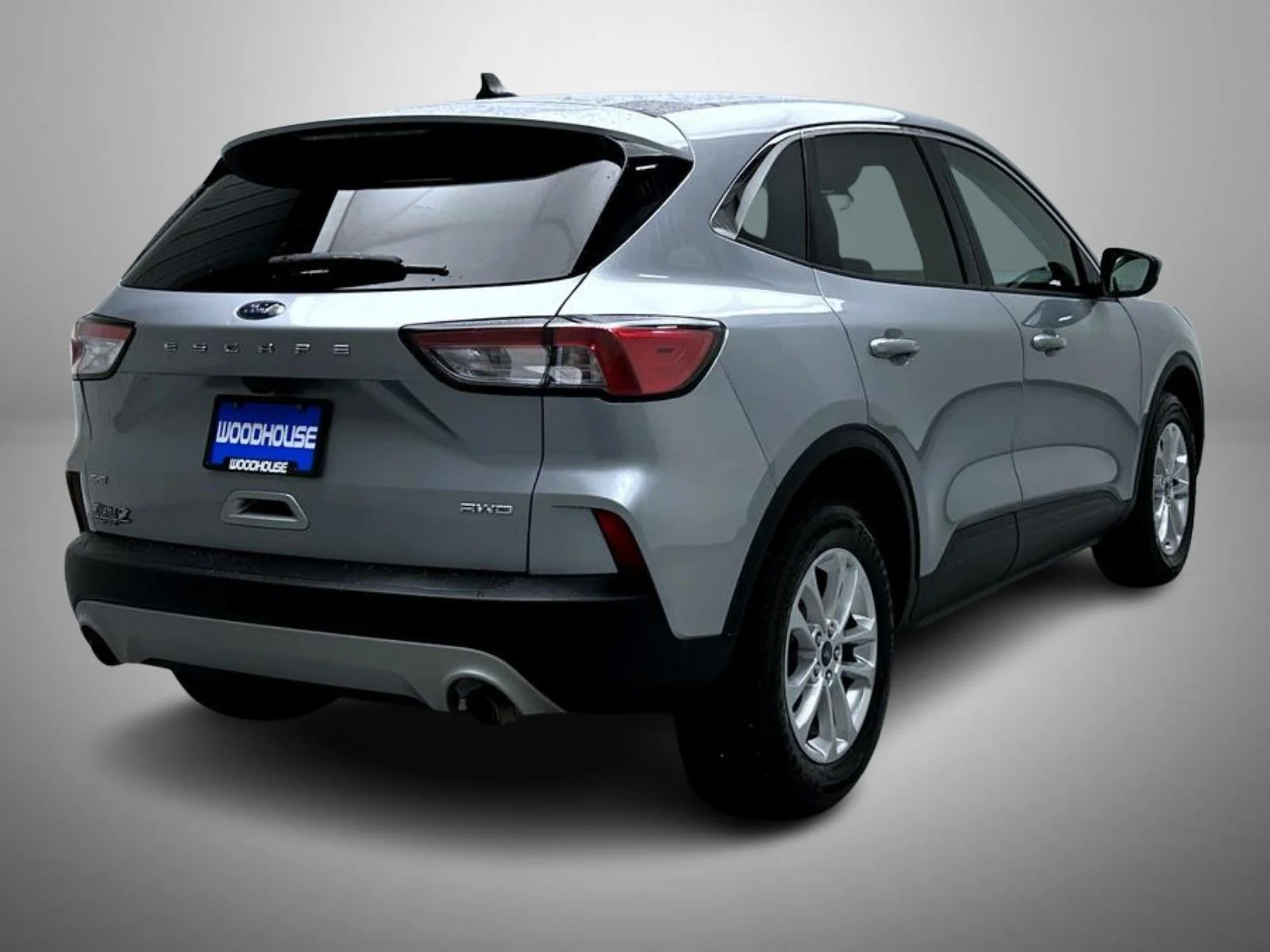 Used 2021 Silver Ford SE image 5