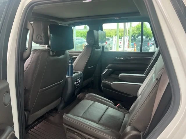 Used 2021 WHITE FROST TRICOAT GMC Denali image 4
