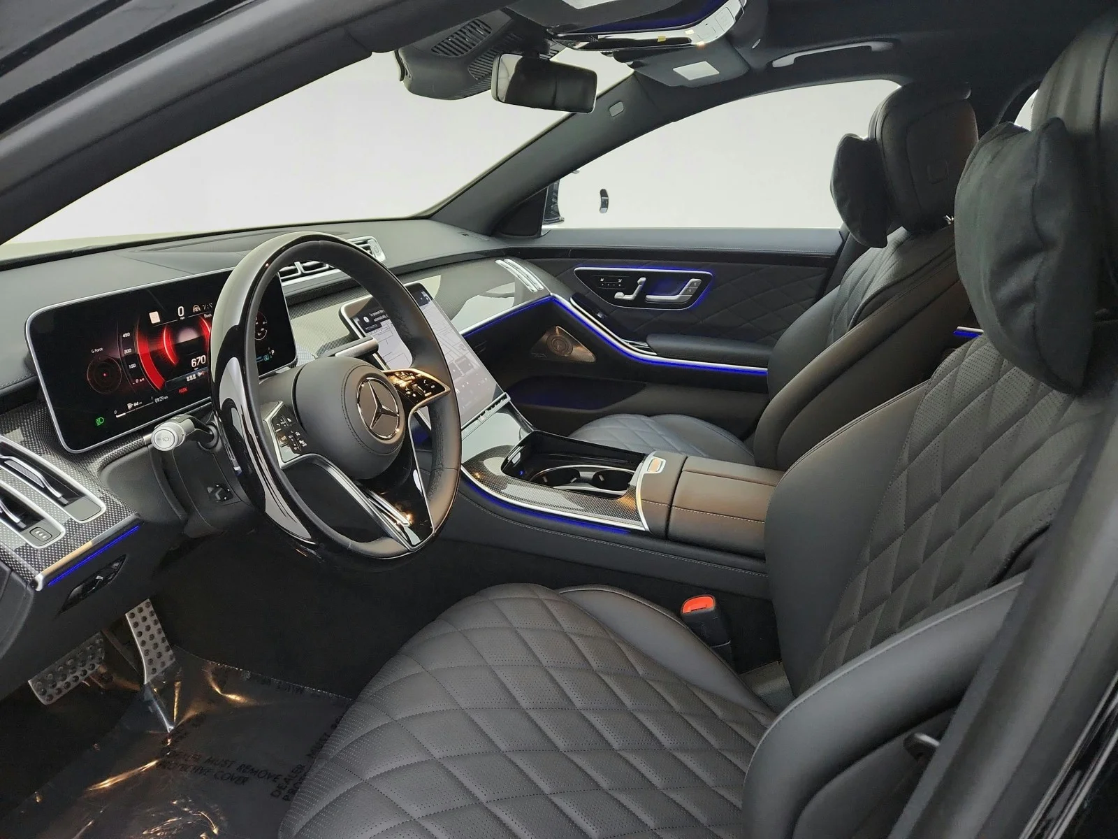 Certified Used 2025 Obsidian Black Metallic Mercedes-Benz S 500 image 16