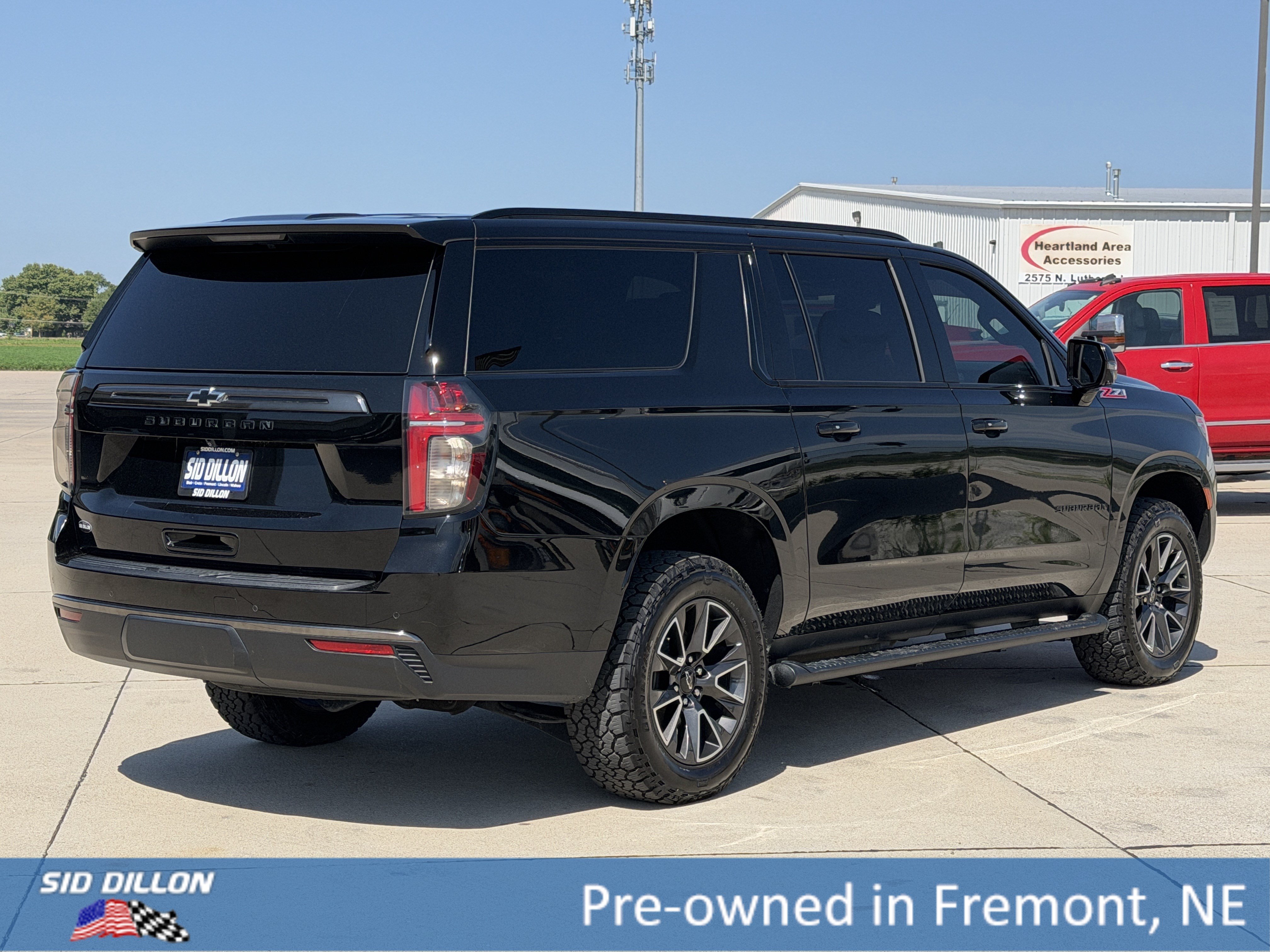 Used 2022 Black Chevrolet Z71 image 4
