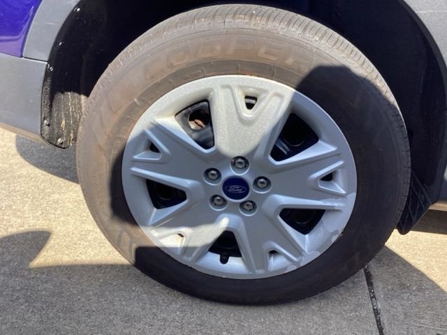 Used 2015 Blue Ford S image 8