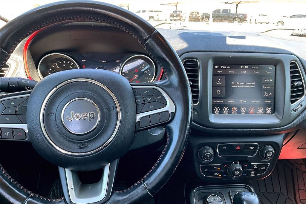 Used 2020 White Jeep Trailhawk image 18