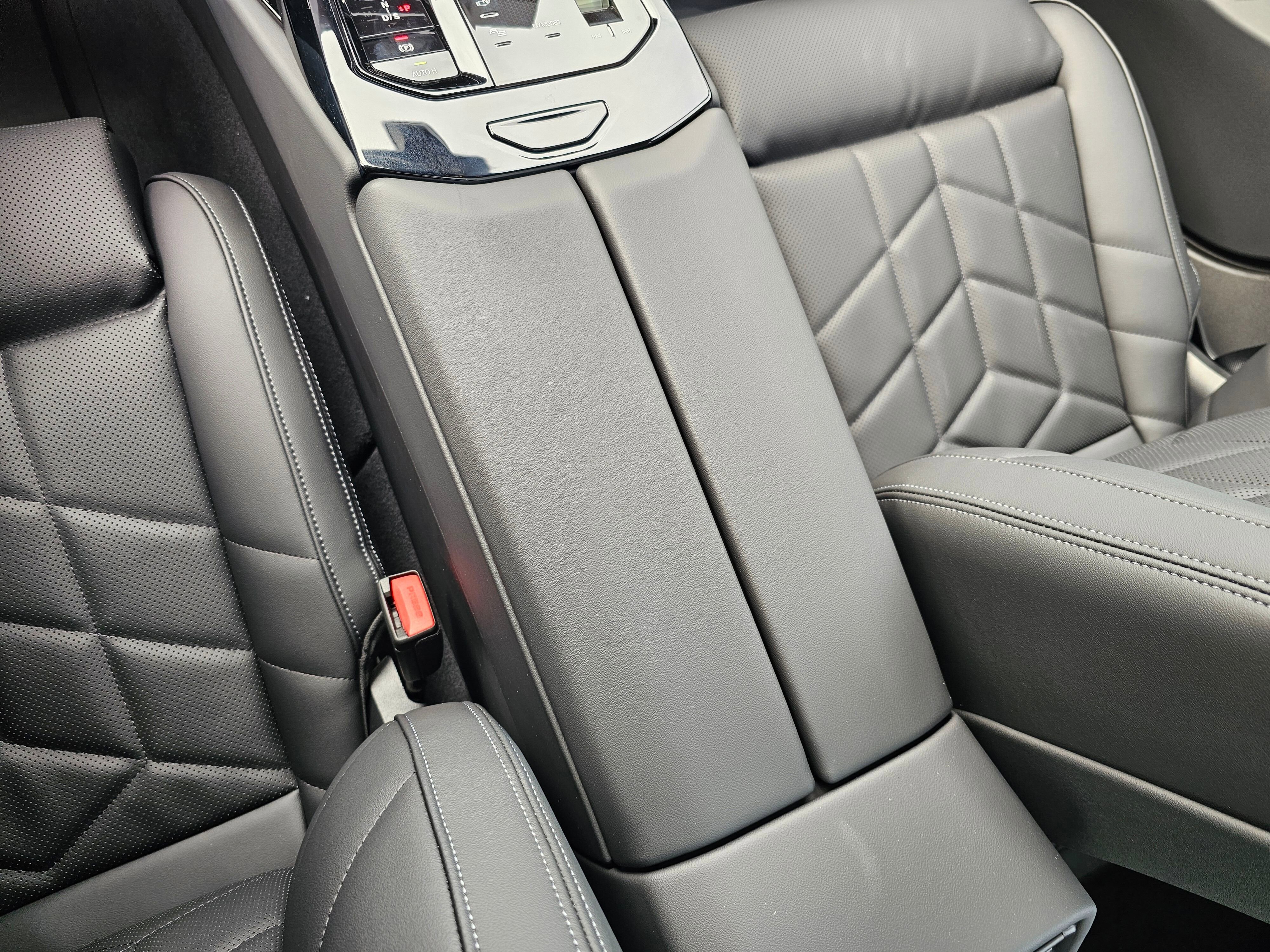 2026 BMW 5 Series 530i - Photo 24