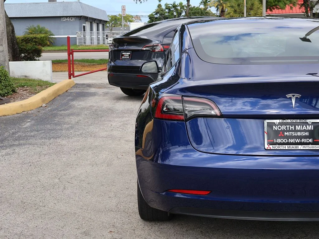 Used 2023 Blue Tesla Base image 16