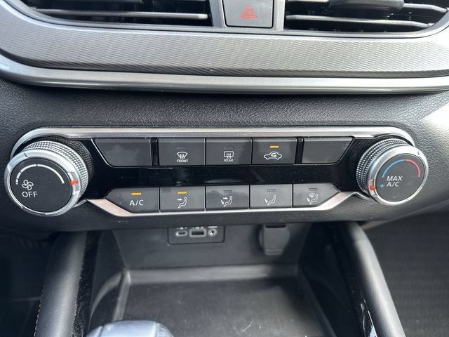 Used 2023 White Nissan 2.5 SR image 18
