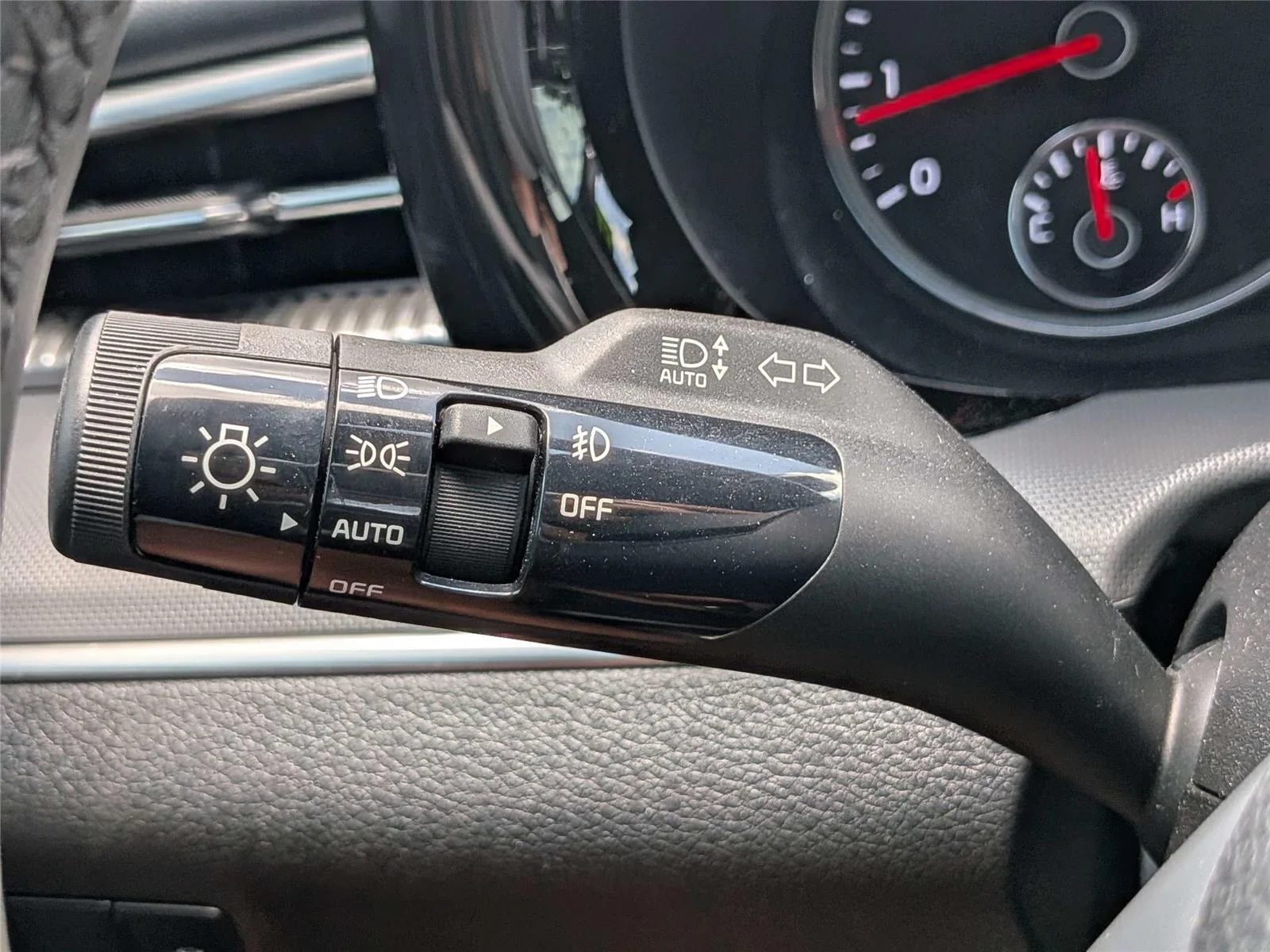 Used 2023 Black Kia GT-Line image 26