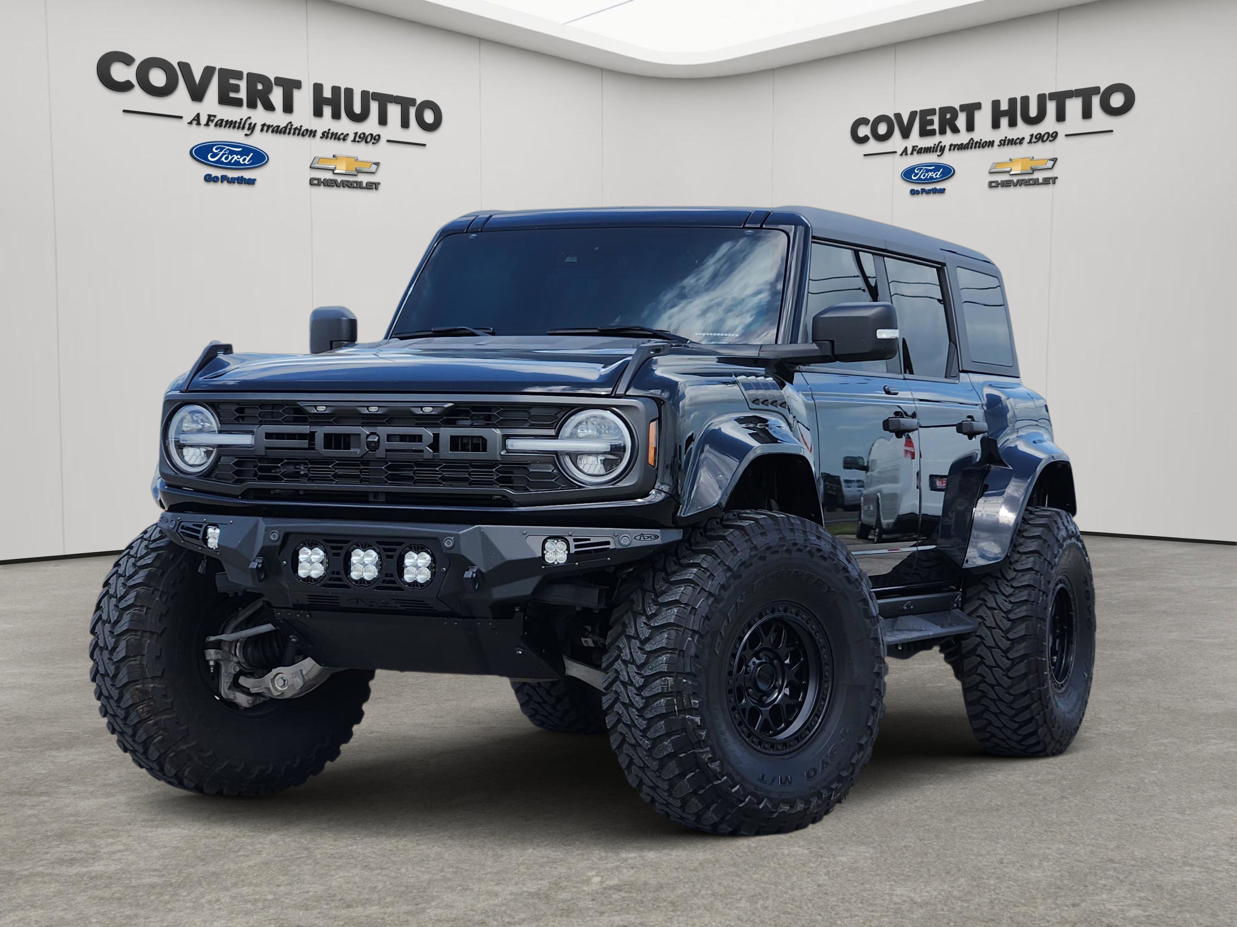 2023 Ford Bronco Raptor 4x4's photo