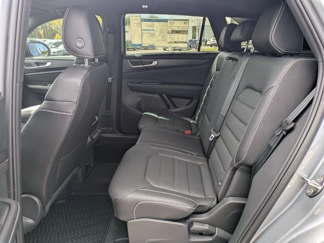2026 Volkswagen Atlas Cross Sport SEL R-LINE - Photo 16