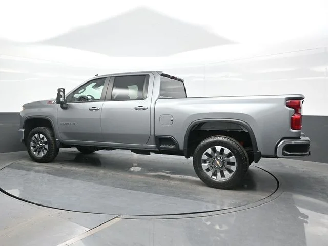 Used 2024 Gray Chevrolet LT image 3