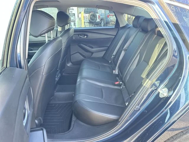 Used 2024 Blue Honda EX-L image 24