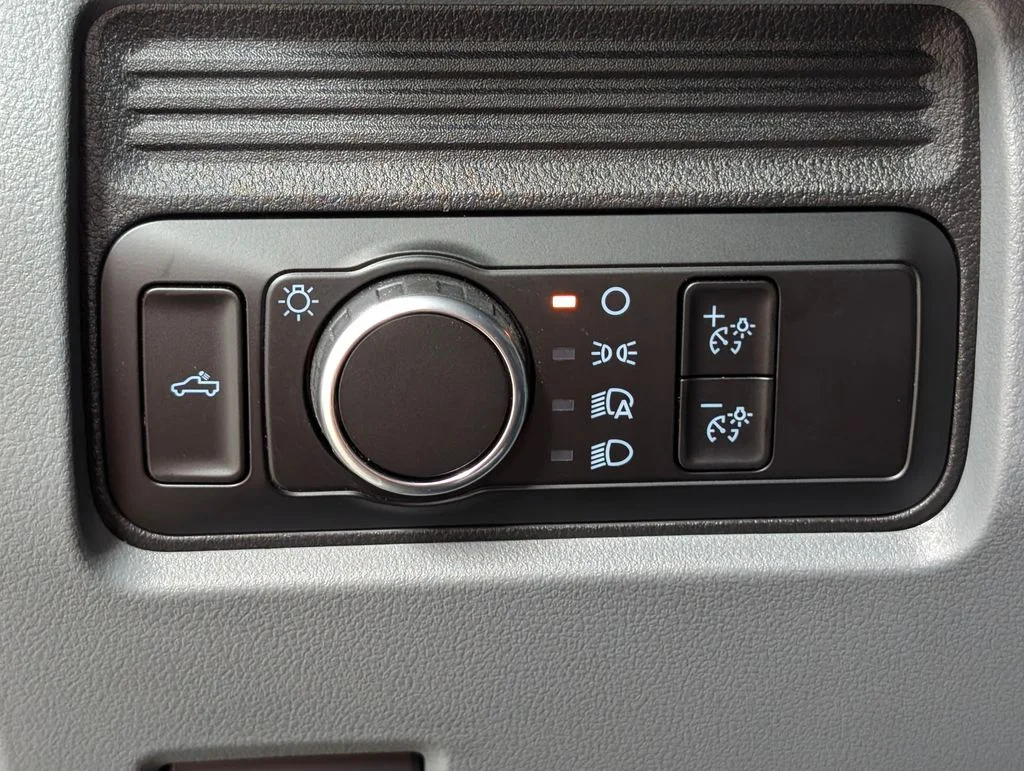 New 2026 Oxford White Ford F-450® XL image 12