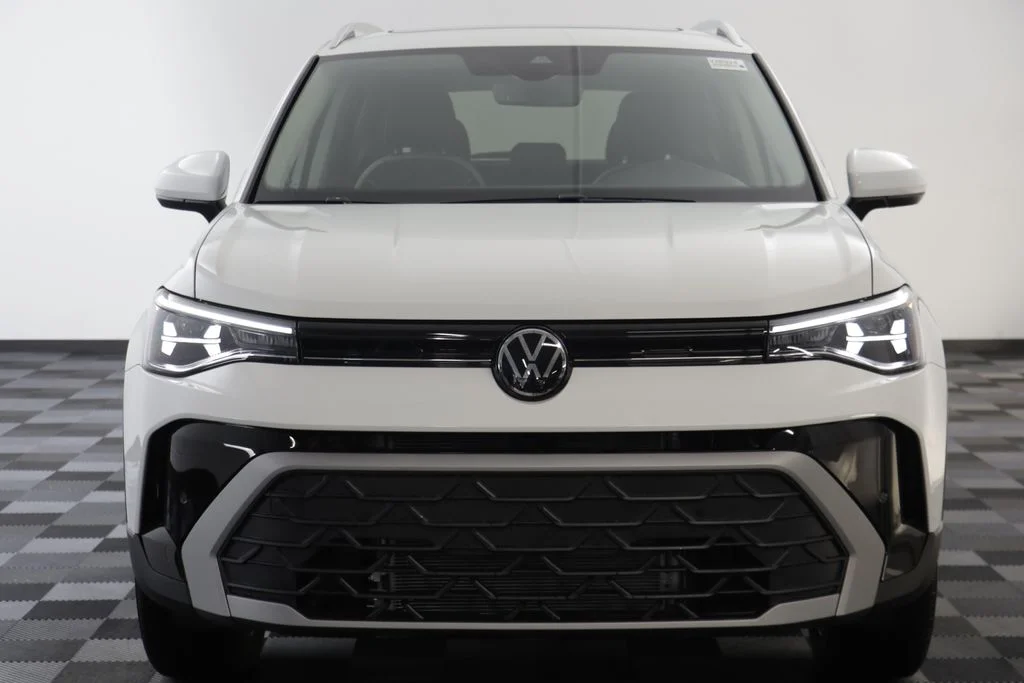 New 2026 Pure White Volkswagen 1.5T SE image 22