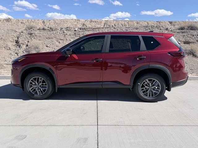 2026 Nissan Rogue S photo 4