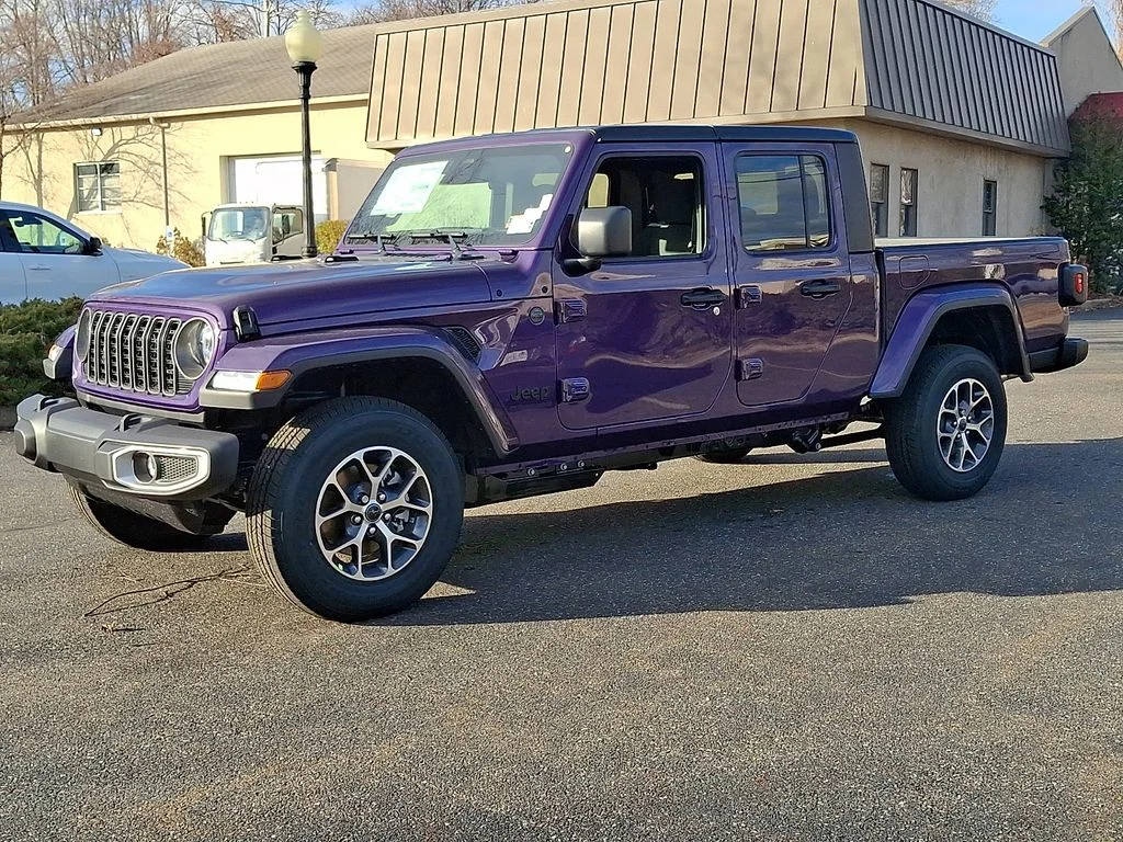 New 2026 Reign Exterior Paint Jeep Sport S image 2