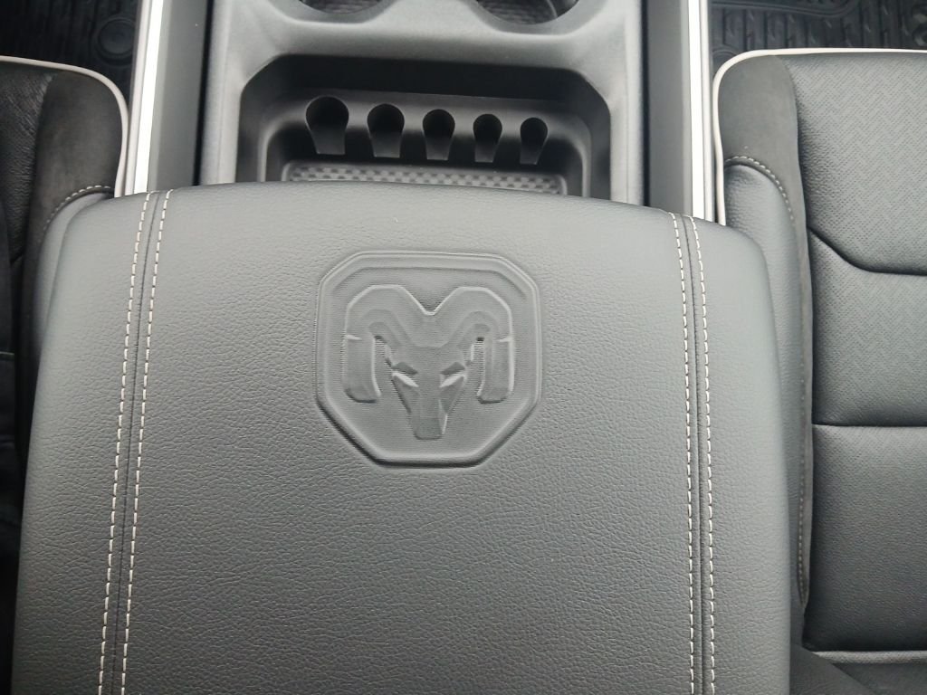 2026 RAM 1500 Laramie - Photo 29