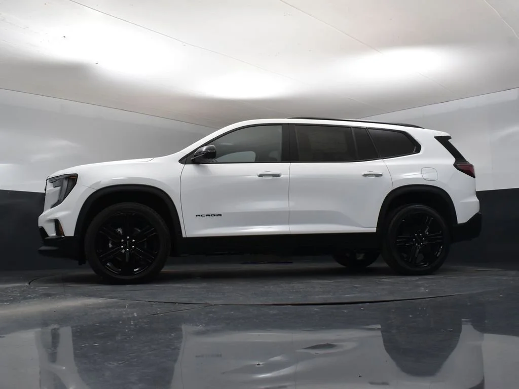 New 2026 Summit White GMC Elevation image 27