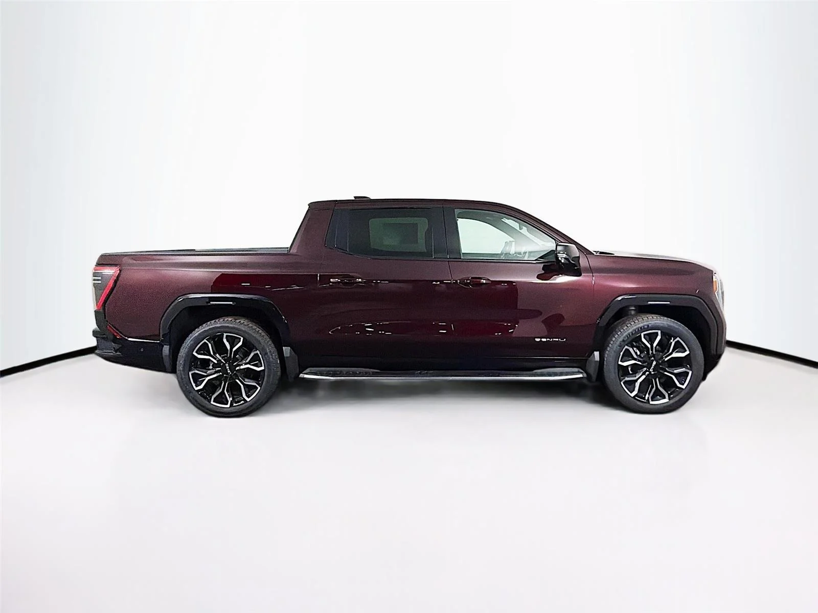2025 GMC Sierra EV Denali - Photo 8