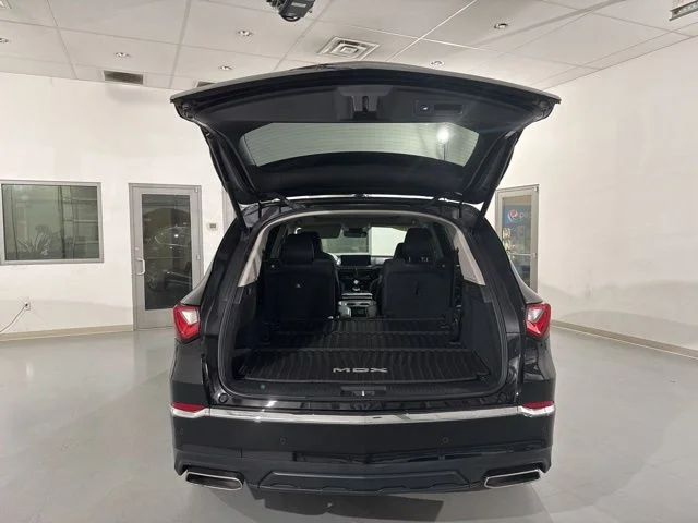 Used 2022 Black Acura Technology image 11