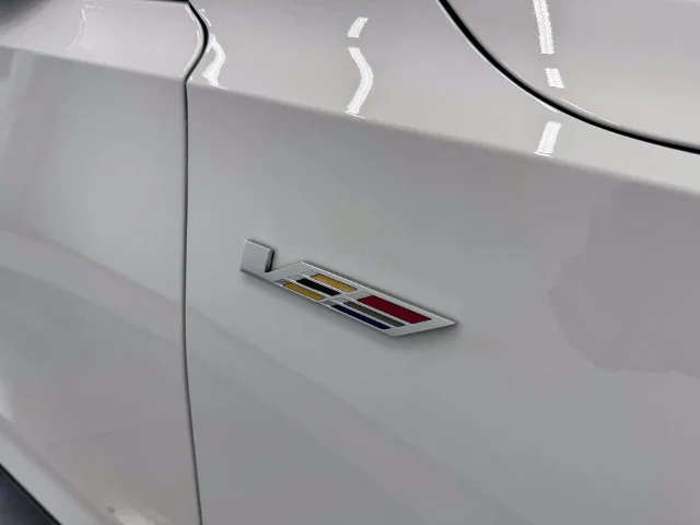Used 2023 Summit White Cadillac V-Series image 39