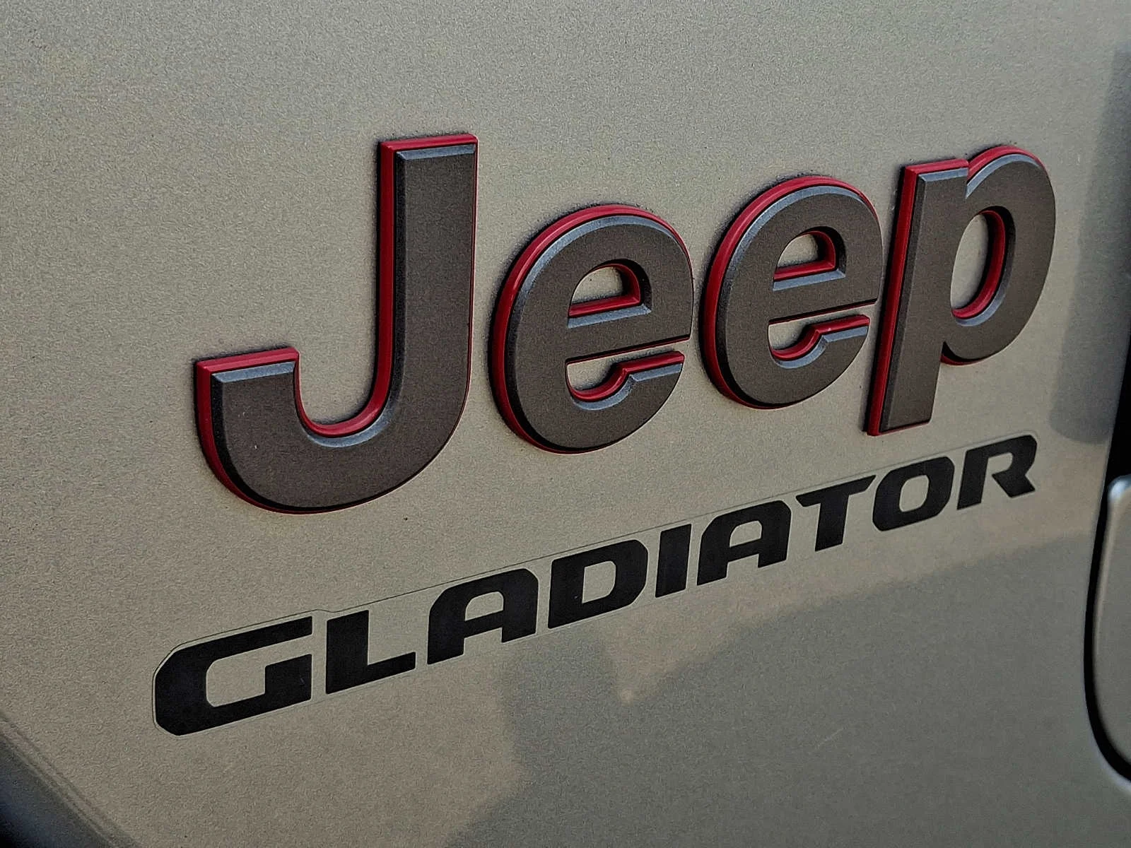 Used 2020 Billet Silver Clearcoat Metallic Jeep Rubicon image 60