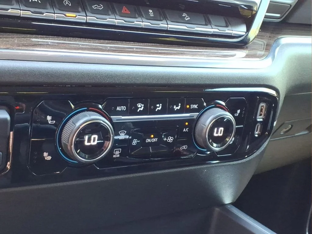 Used 2023 Red Chevrolet RST image 7
