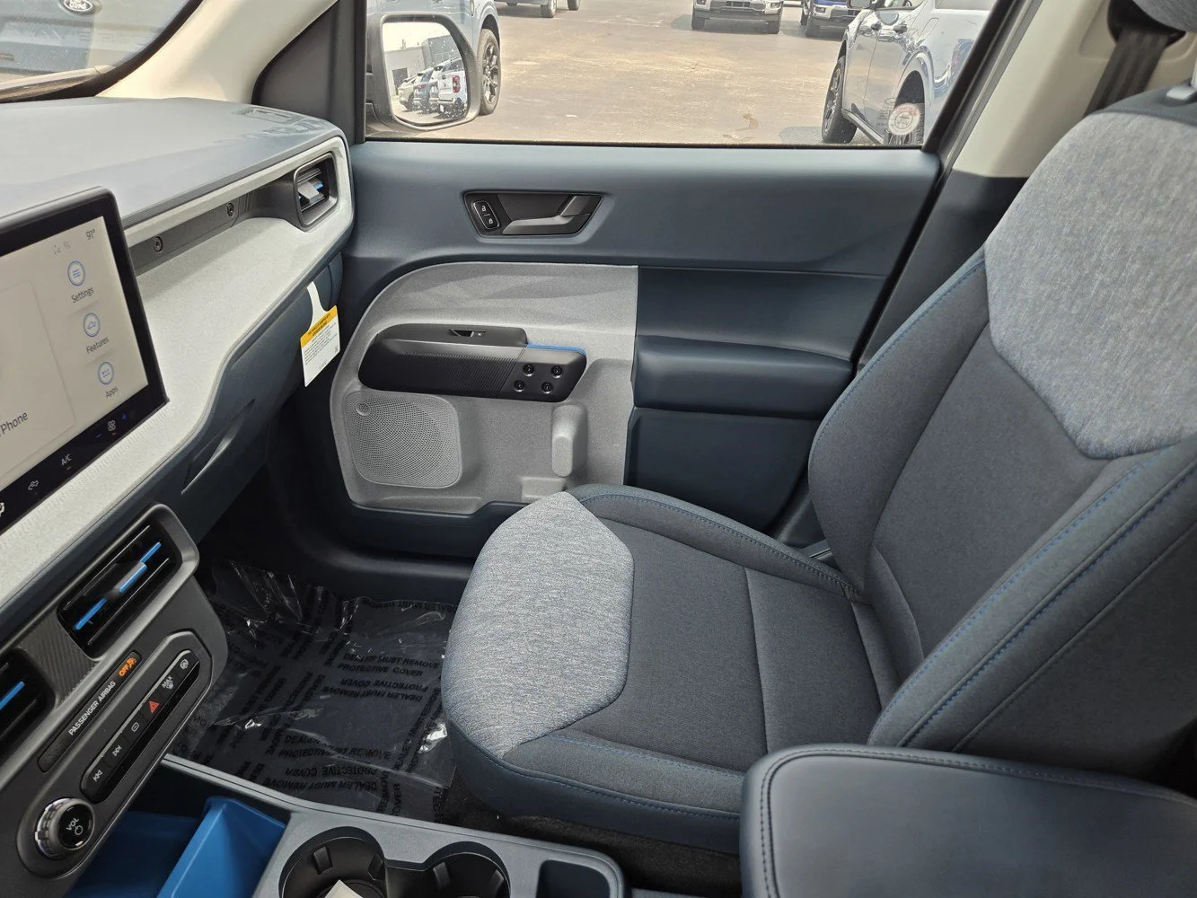 New 2026 Carbonized Gray Metallic Ford XLT image 9