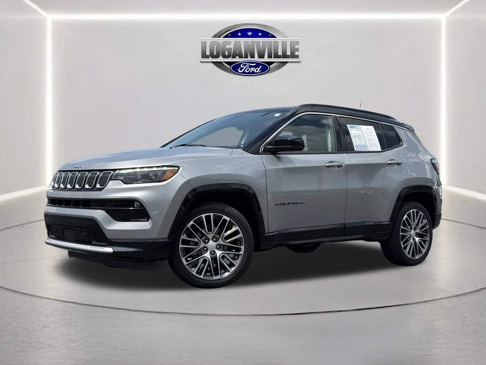 Certified Used 2022 Billet Silver Metallic Clearcoat Jeep Limited image 1