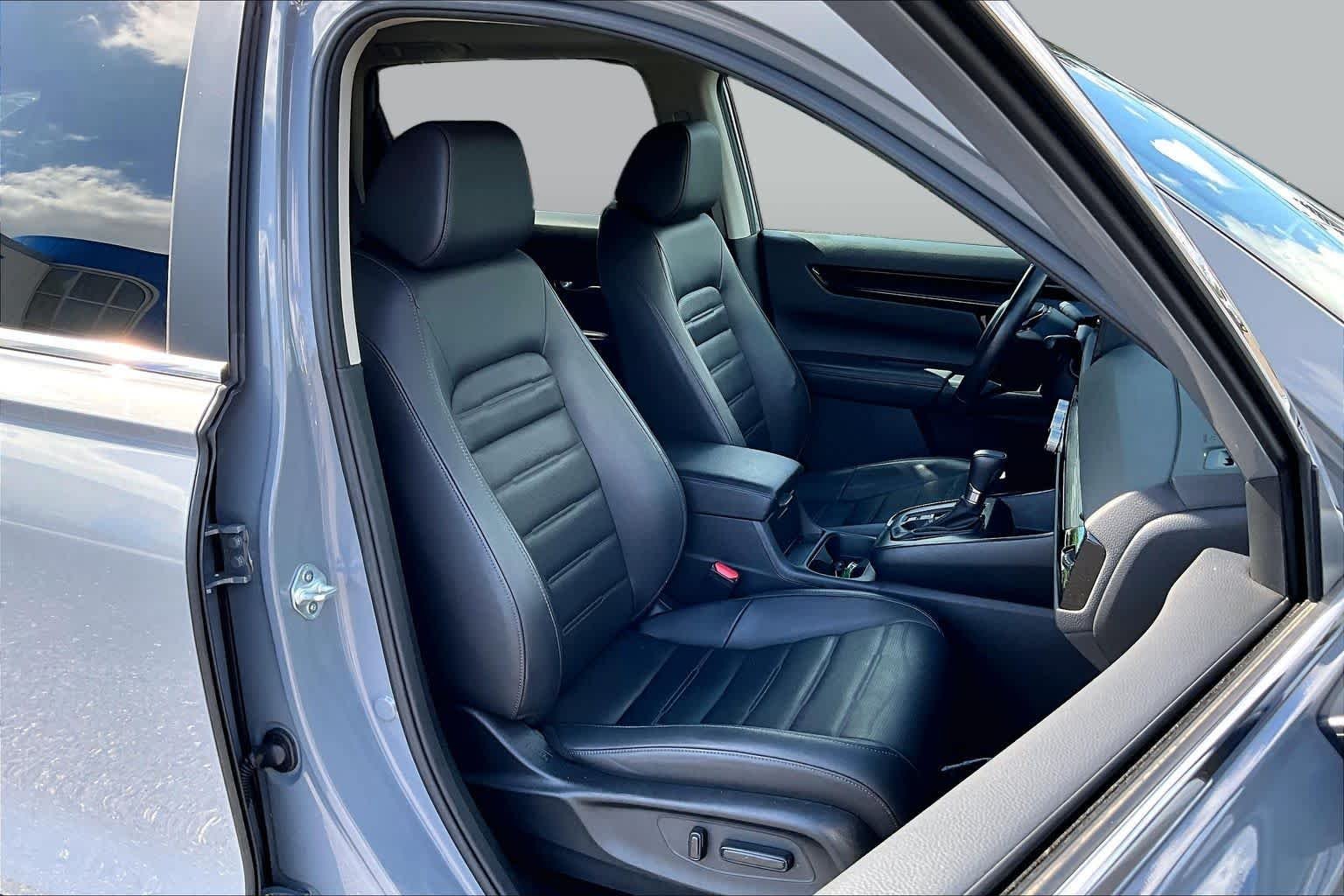 Certified Used 2024 Urban Gray Pearl Honda EX-L image 9