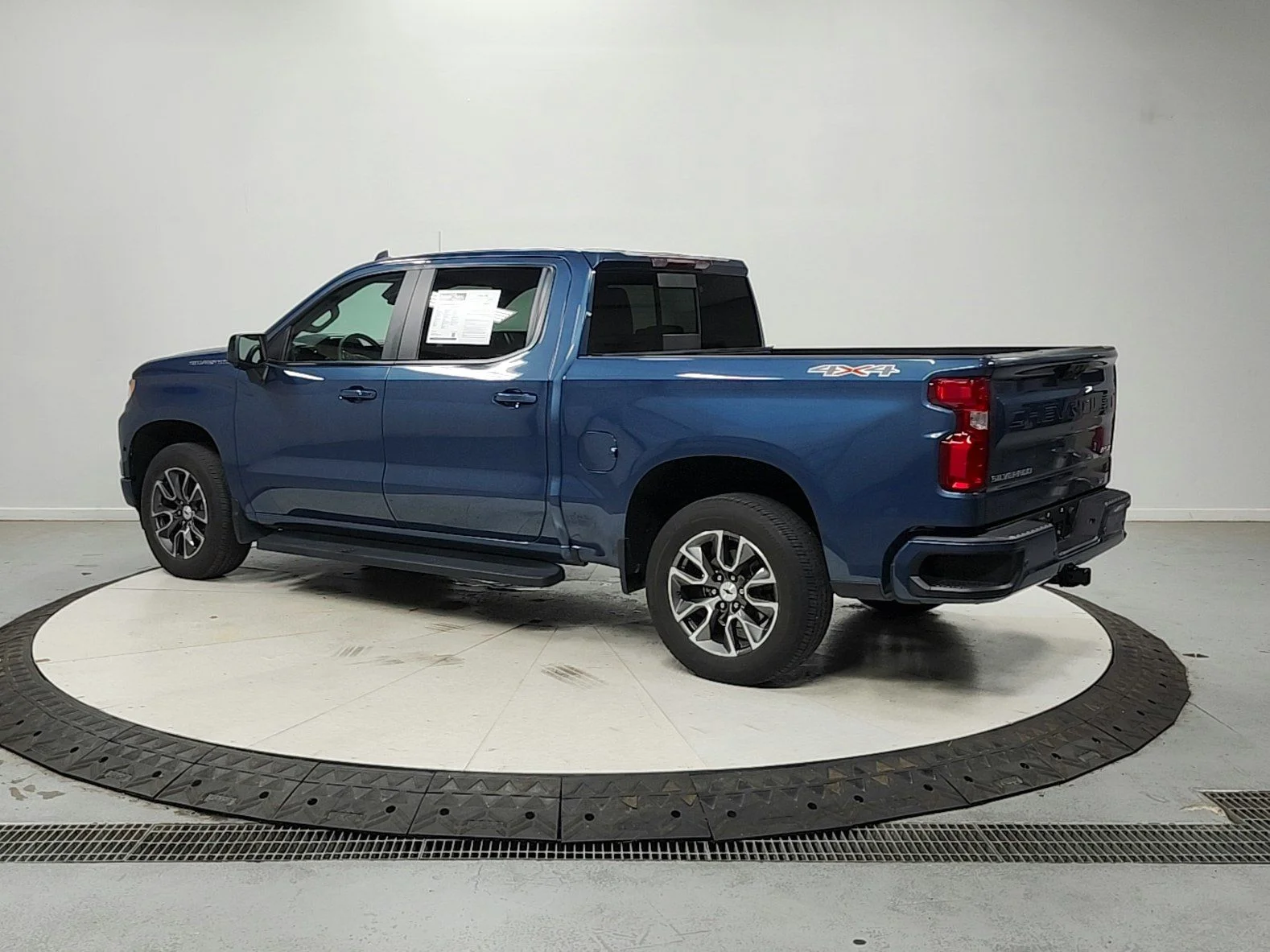 Used 2024 Blue Chevrolet RST image 6