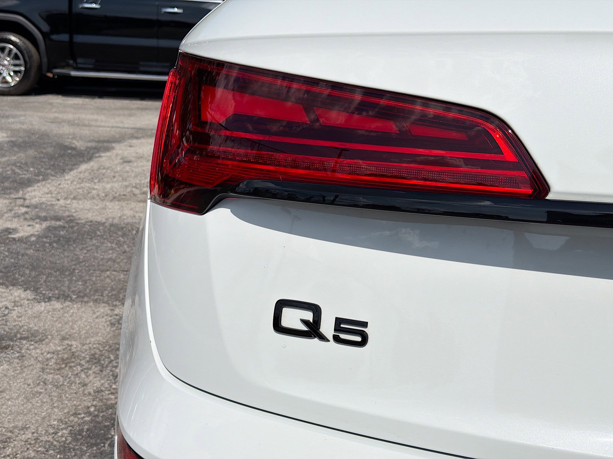 Used 2023 Glacier White Audi S line Prestige image 10